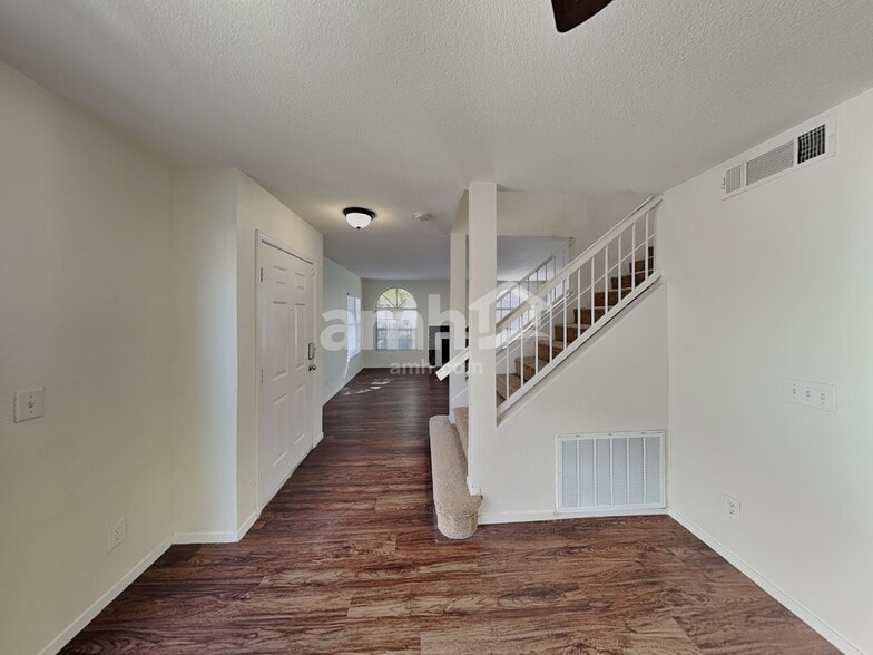 Building Photo - 7636 Connemara Ave