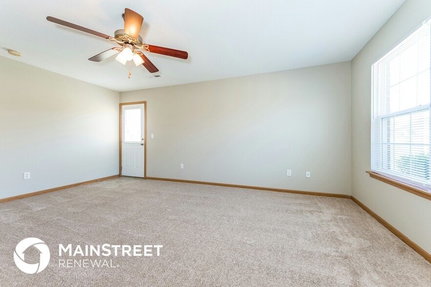 Building Photo - 212 Palmer Ct