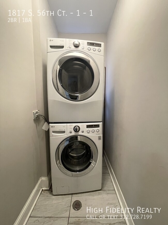 Building Photo - 1817 S 56th Ct