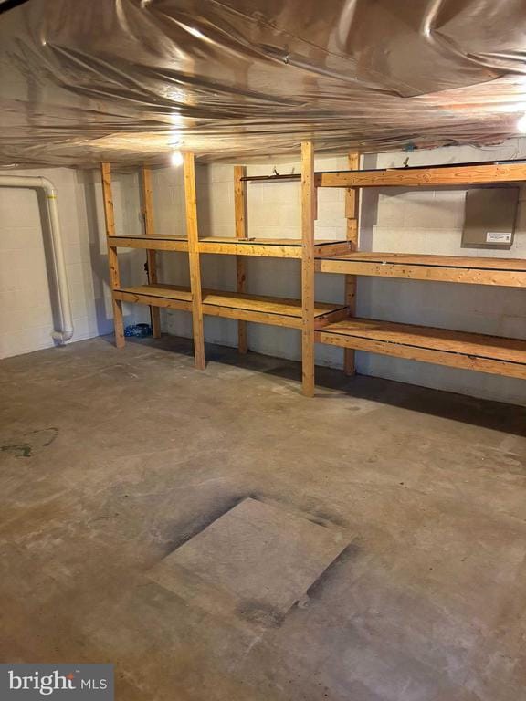 Building Photo - 1701 Brandon Dr