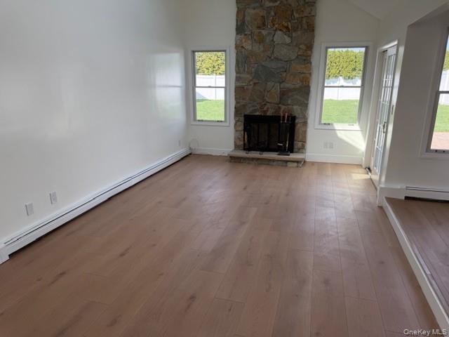 Building Photo - 6 Hillview Ct