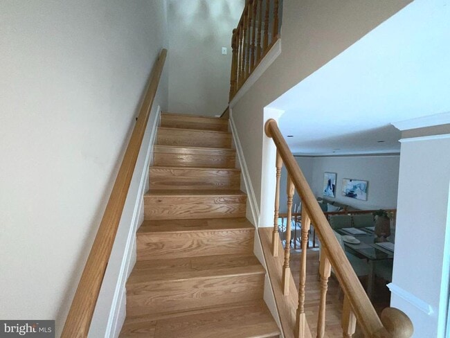 Building Photo - 1027 Travis Ln