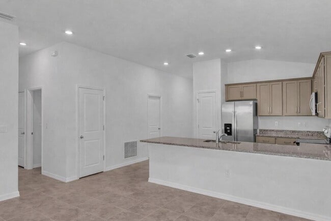 Building Photo - 2401 Jupiter Blvd SW