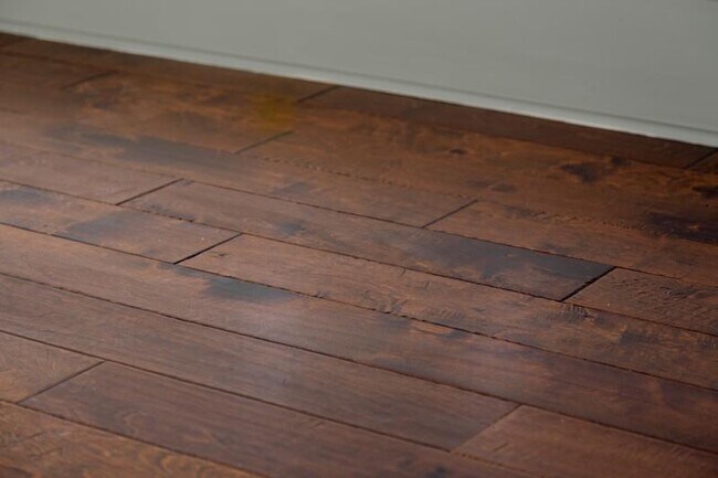 Building Photo - 2189 Old Georgian Terrace