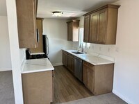 Building Photo - 5510 Adelaide Ave