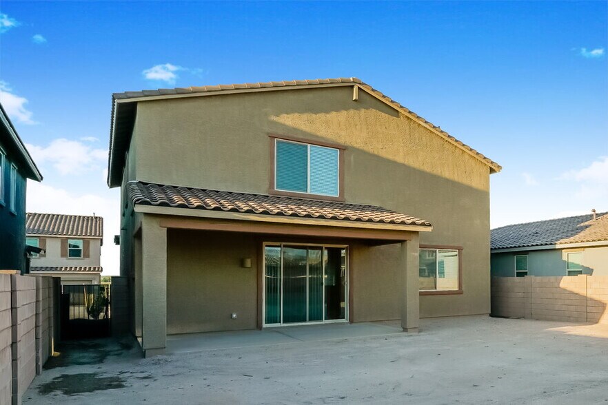 Building Photo - 10775 W Embrey Dr