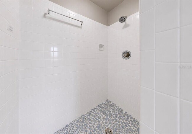 Building Photo - 1729 Bikini Ct