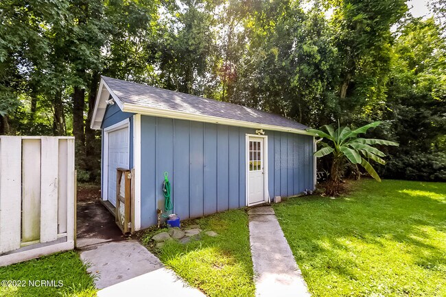 Building Photo - 509 Friendly Rd