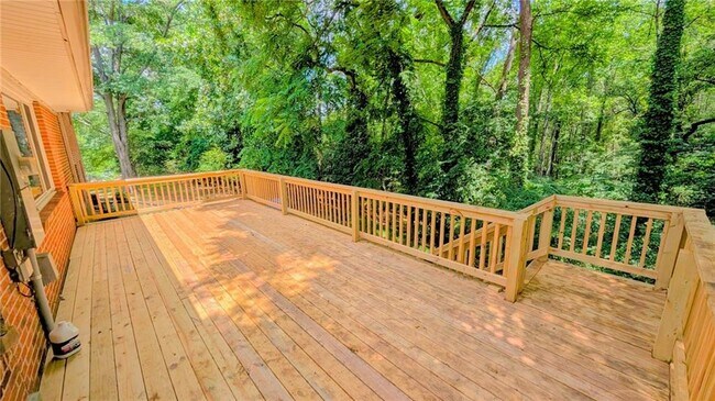 Building Photo - 3318 Hilltop Cir