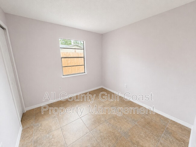 Building Photo - 4222 Olive Ave