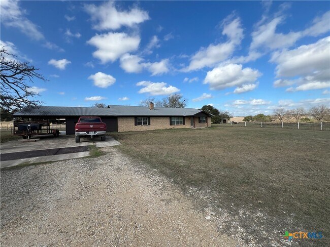 Primary Photo - 10694 FM1670