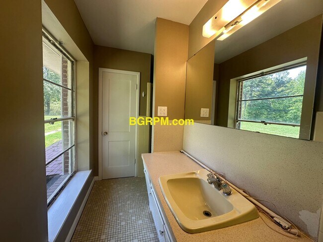 Building Photo - Home in Lonoke County