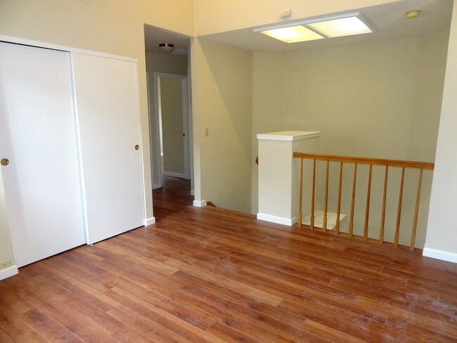 Building Photo - 161 Lynx Ct