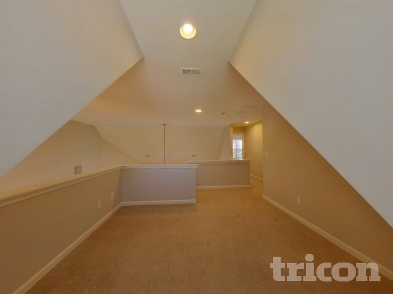 Building Photo - 9127 Dalmeny House Ln