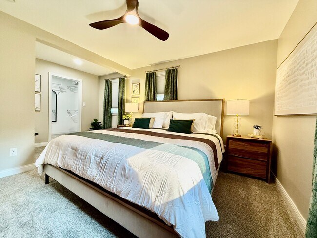 Building Photo - Brand new remodeled home in Monroe!