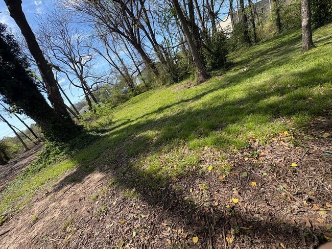 Building Photo - Reed Enterprises Management