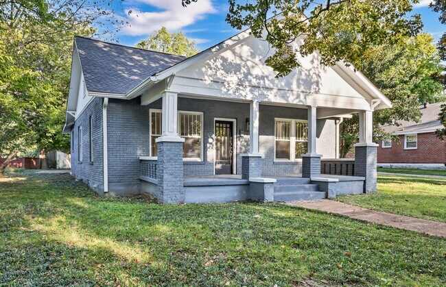 Building Photo - Totally Renovated Bungalow