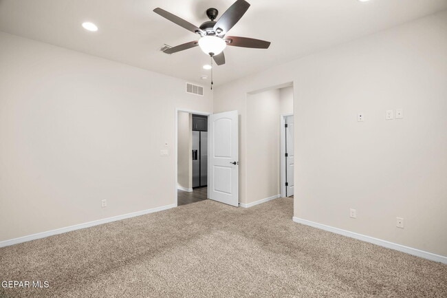 Building Photo - 14735 Pebble Hills Blvd