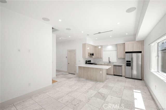 Building Photo - 13908 Collins St