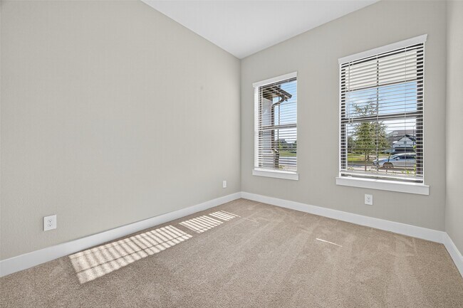 Building Photo - 24110 Blooming Daisy Cir