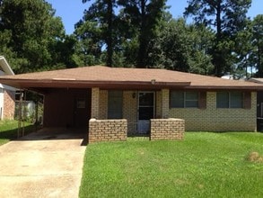 Building Photo - 6308 Frondosa Dr