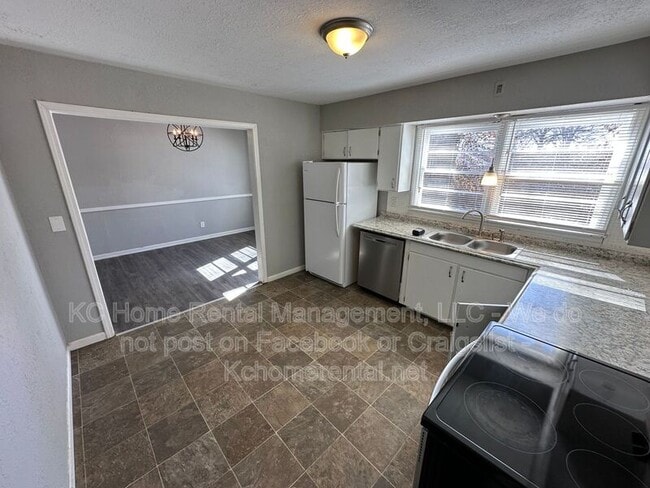 Building Photo - 9801 E. 81st. Ter.