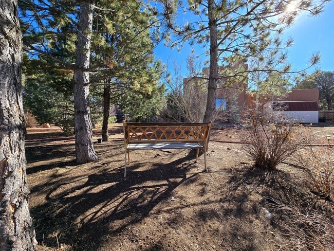 Building Photo - 2835 Don Quixote