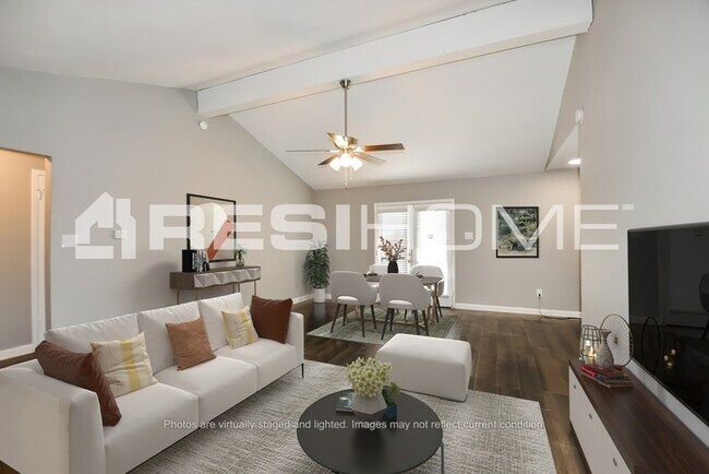 Building Photo - 1208 Janann Ave
