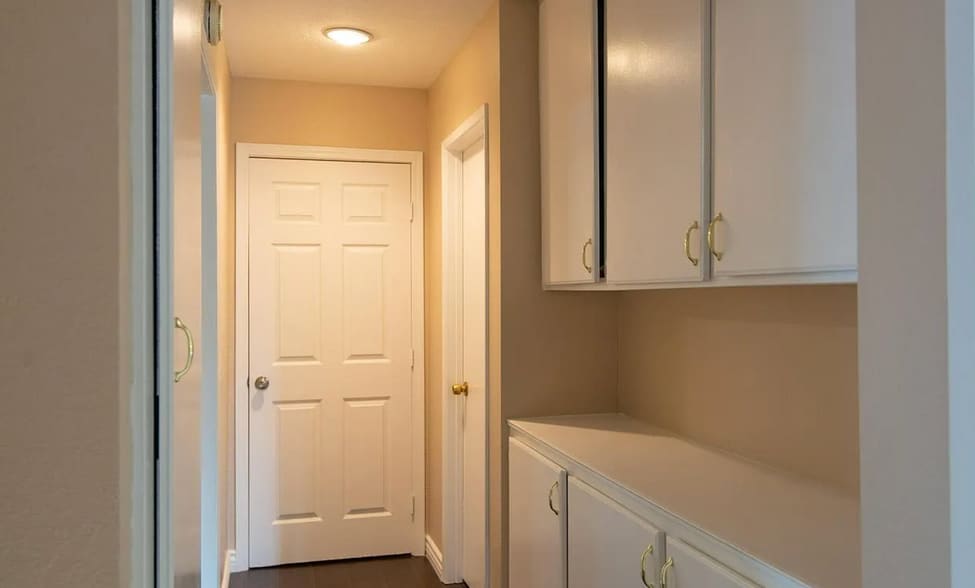 Building Photo - 6651 Morocco St