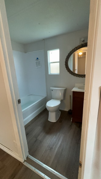 Building Photo - 1716 E Market Ave