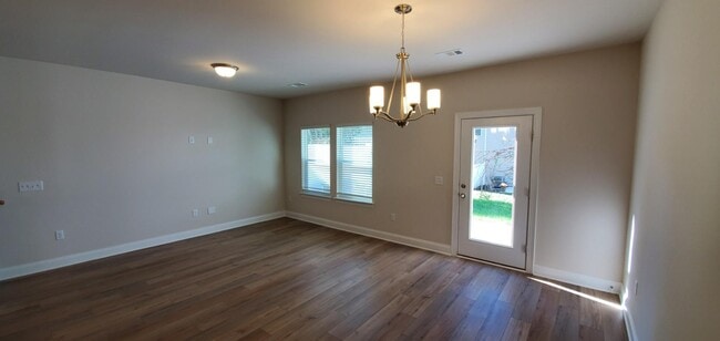 Building Photo - 1541 Olympic Ln
