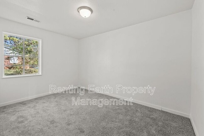 Building Photo - 1441 Creel St