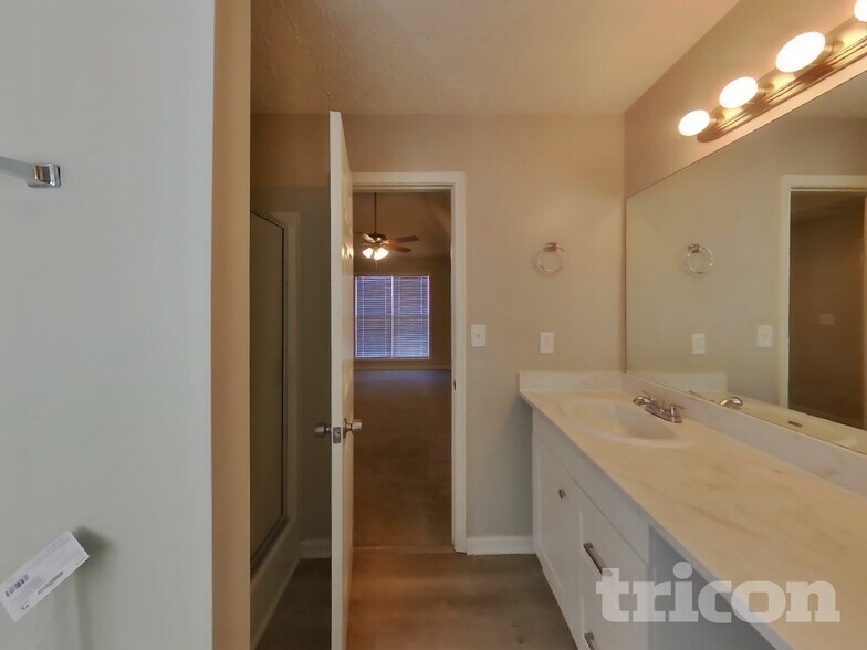 Building Photo - 125 Shenandoah Dr