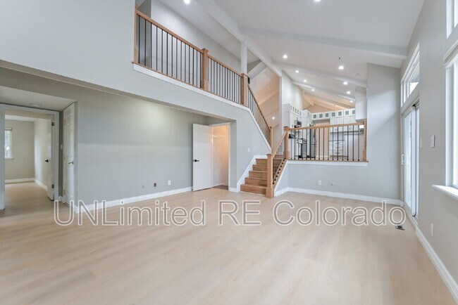 Building Photo - 7705 S Pontiac Ct