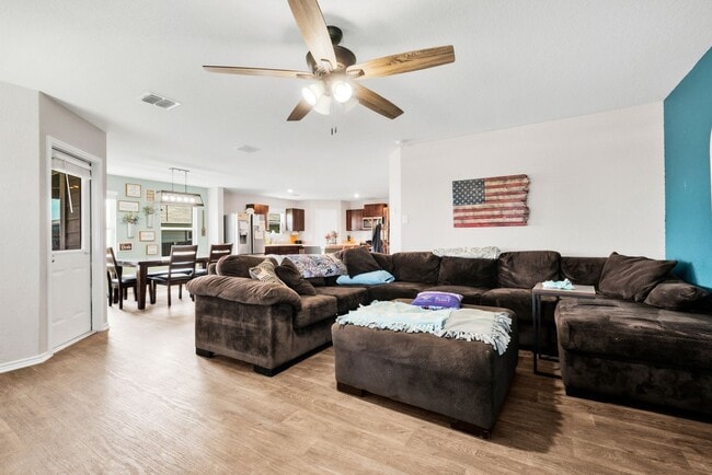 Building Photo - Charming 4-Bedroom Home in Valley Ranch – Resort-Style Amenities & Prime Location!