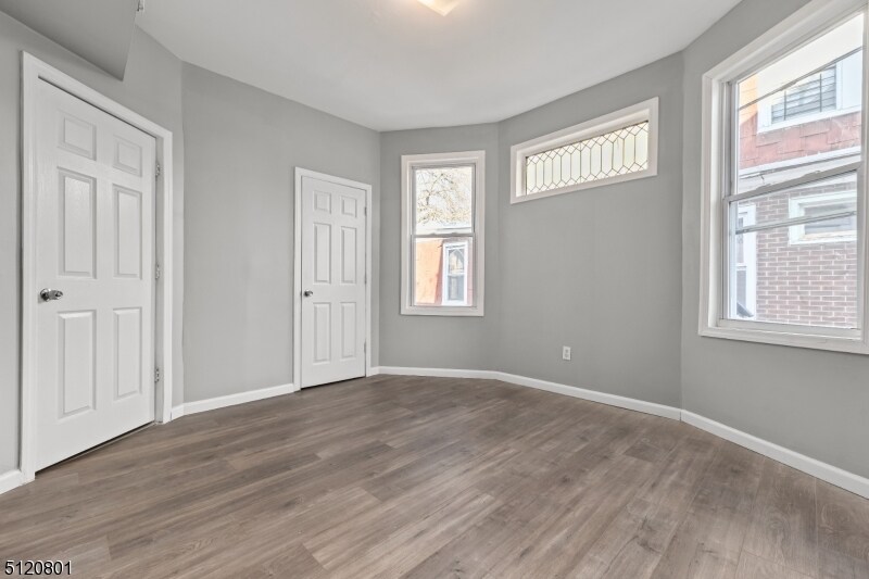 Building Photo - 49 Treacy Ave