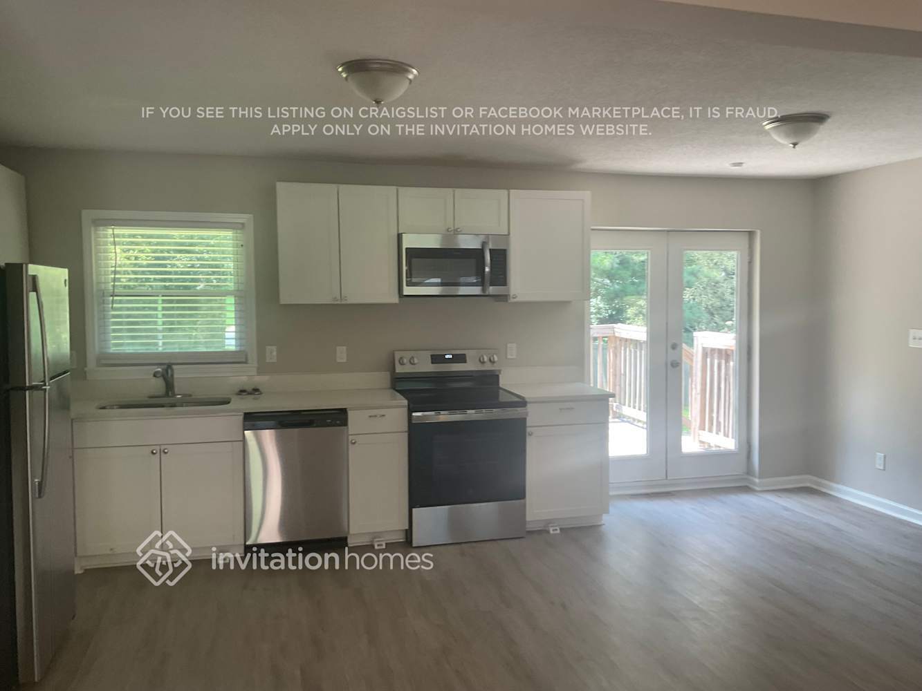 Building Photo - 1833 Rollingwood Dr SE
