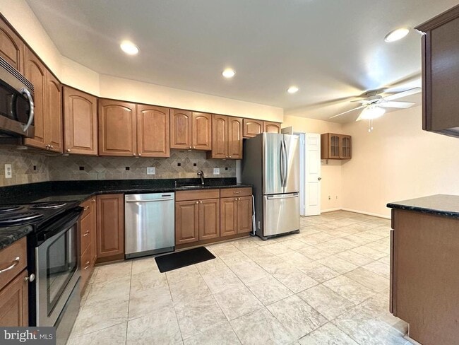 Building Photo - 5127 Kenside Ct