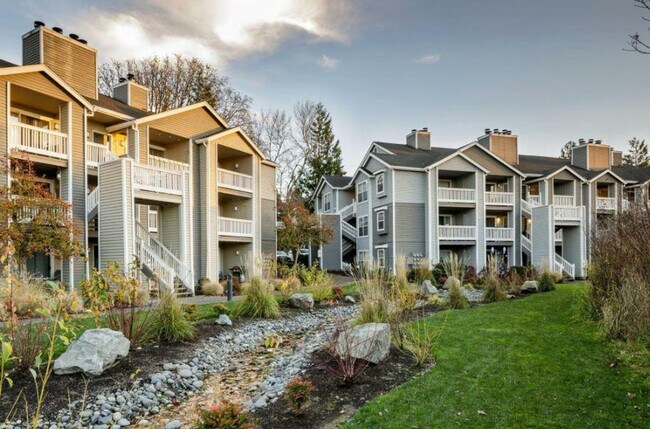 Building Photo - 17500 NW Cornell Rd