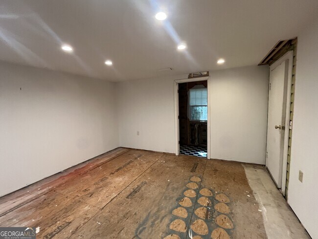 Building Photo - 402 Wheeler St