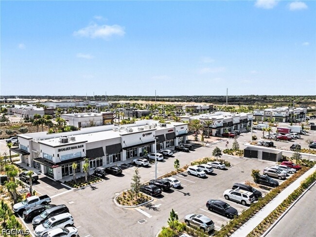 Building Photo - 15170 BLUFFTON Ln