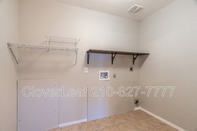 Building Photo - 9810 Magnolia Run