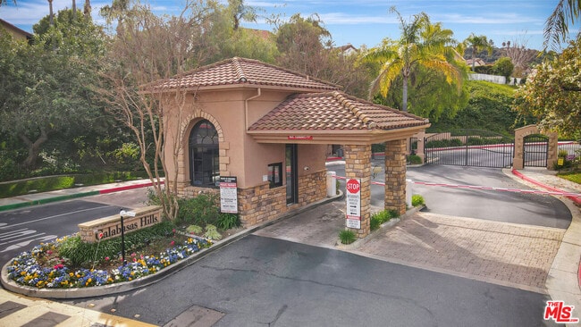 Building Photo - 4016 Cam Plano