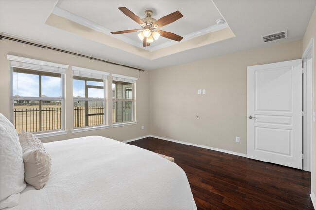 Building Photo - 2811 Cone Flower Dr