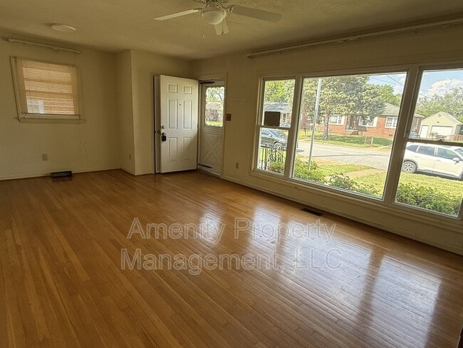 Building Photo - 21 Mansford Dr