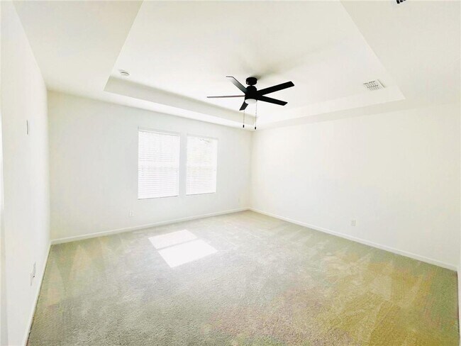Building Photo - 202 Groveton Ct