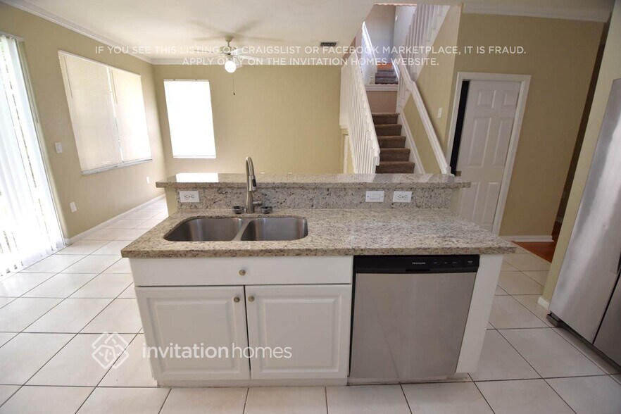 Building Photo - 18710 SW 25th Ct