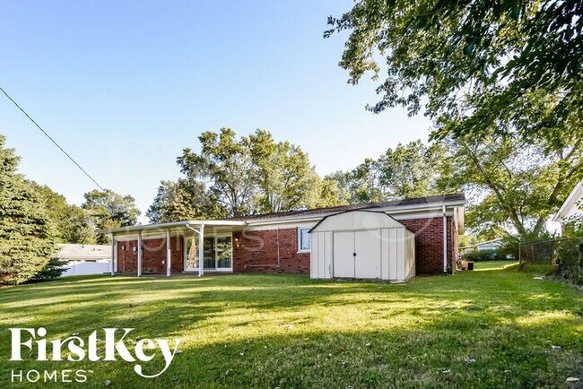 Building Photo - 3625 Brookstone Dr