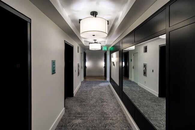 Building Photo - 6899 Collins Ave