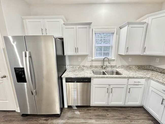 Building Photo - 11 Katie Ln